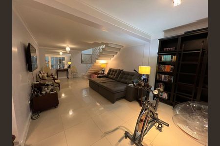 Casa à venda com 4 quartos, 326m² em Brooklin, São Paulo