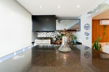 Apartamento à venda com 162m², 3 quartos e 3 vagas