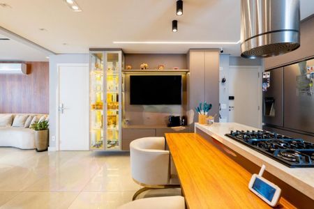 Apartamento à venda com 162m², 3 quartos e 3 vagas