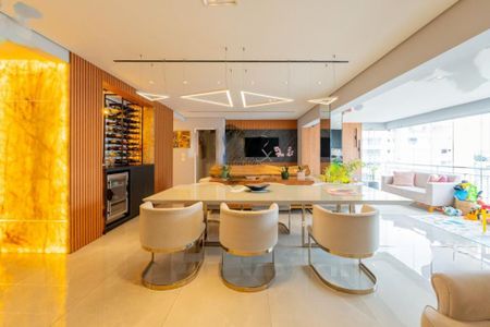 Apartamento à venda com 162m², 3 quartos e 3 vagas