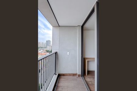 Studio para alugar com 23m², 1 quarto e sem vaga Studio para alugar com 23m², 1 quarto e sem vagaVaranda