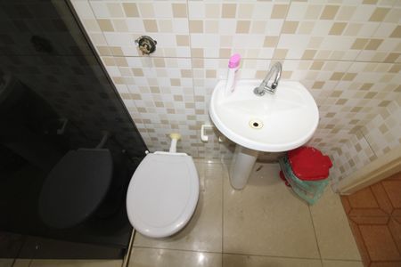 Casa à venda com 190m², 3 quartos e 2 vagasBanheiro
