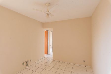 Sala de apartamento à venda com 2 quartos, 47m² em Vila Abaeté, Campinas