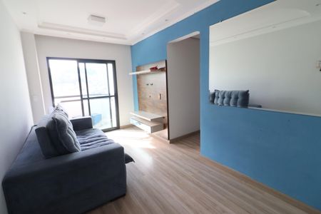 Sala de apartamento para alugar com 2 quartos, 55m² em Quitaúna, Osasco