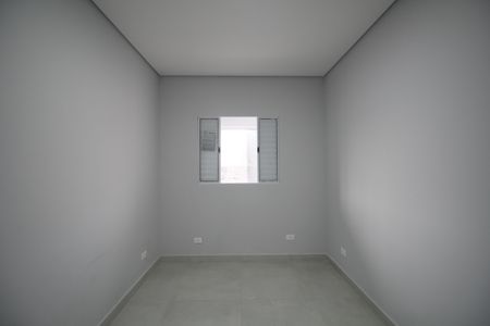 Quarto 1 de casa para alugar com 2 quartos, 70m² em Parque Pinheiros, Taboão da Serra