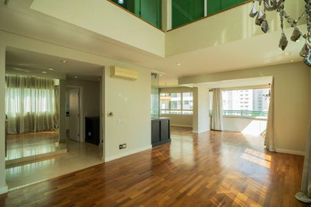 Apartamento à venda com 4 quartos, 305m² em Jardim Paulistano, São Paulo