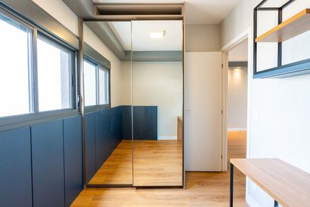 Apartamento à venda com 2 quartos, 61m² em Jardim das Acacias, São Paulo
