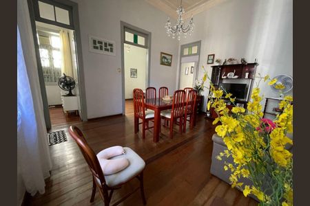 Casa à venda com 4 quartos, 400m² em Benfica, Rio de Janeiro