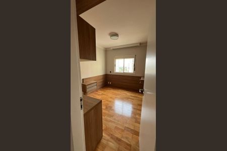 Apartamento à venda com 198m², 3 quartos e 3 vagas