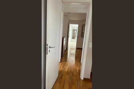 Apartamento à venda com 198m², 3 quartos e 3 vagas