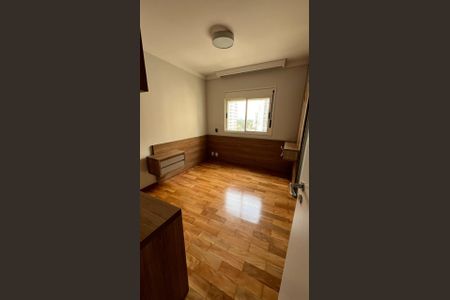 Apartamento à venda com 198m², 3 quartos e 3 vagas