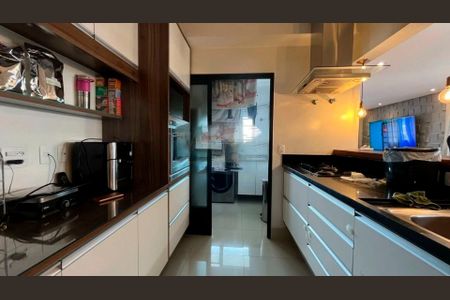 Apartamento à venda com 3 quartos, 341m² em Santo Amaro, São Paulo