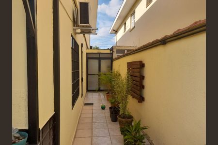 Casa à venda com 152m², 3 quartos e 2 vagas