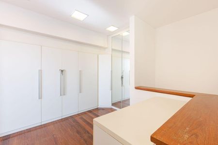 Apartamento à venda com 3 quartos, 180m² em Itaim Bibi, São Paulo