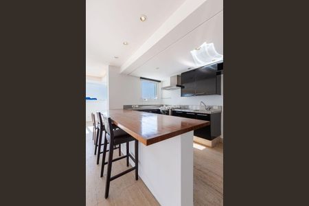 Apartamento à venda com 3 quartos, 180m² em Itaim Bibi, São Paulo