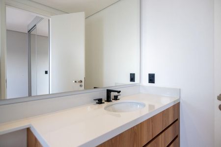 Apartamento à venda com 326m², 4 quartos e 5 vagas