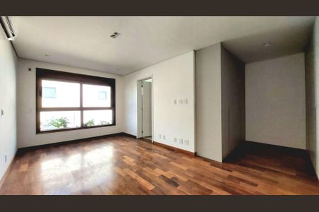 Casa à venda com 647m², 4 quartos e 4 vagas