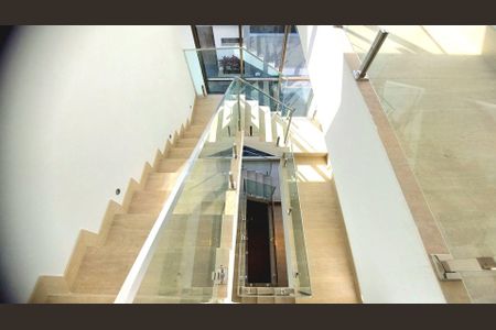 Casa à venda com 647m², 4 quartos e 4 vagas