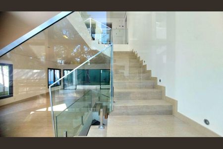 Casa à venda com 647m², 4 quartos e 4 vagas