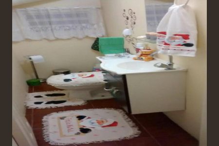Casa à venda com 3 quartos, 180m² em Jardim Jucara, São Paulo