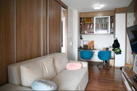 Sala de apartamento à venda com 1 quarto, 42m² em Vila Dom Pedro I, São Paulo