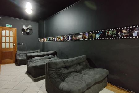 Apartamento para alugar com 131m², 3 quartos e 2 vagas Apartamento para alugar com 131m², 3 quartos e 2 vagasCinema
