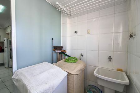Apartamento para alugar com 131m², 3 quartos e 2 vagas Apartamento para alugar com 131m², 3 quartos e 2 vagasÁrea de Serviço