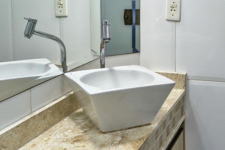 Apartamento para alugar com 131m², 3 quartos e 2 vagas Apartamento para alugar com 131m², 3 quartos e 2 vagasBanheiro da Suíte