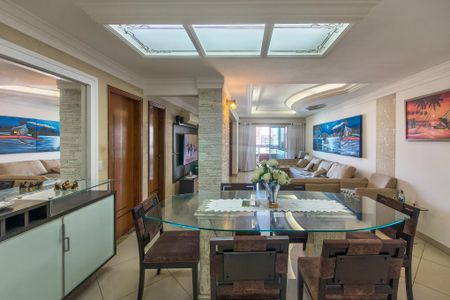 Apartamento para alugar com 131m², 3 quartos e 2 vagas Apartamento para alugar com 131m², 3 quartos e 2 vagasSala