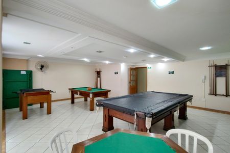 Apartamento para alugar com 131m², 3 quartos e 2 vagas Apartamento para alugar com 131m², 3 quartos e 2 vagasSala de Jogos