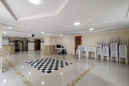 Apartamento para alugar com 131m², 3 quartos e 2 vagas Apartamento para alugar com 131m², 3 quartos e 2 vagasÁrea comum - Salão de festas