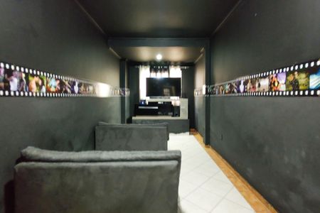 Apartamento para alugar com 131m², 3 quartos e 2 vagas Apartamento para alugar com 131m², 3 quartos e 2 vagasCinema
