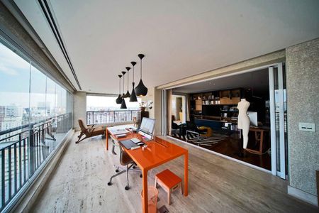Apartamento à venda com 2 quartos, 690m² em Bela Vista, São Paulo
