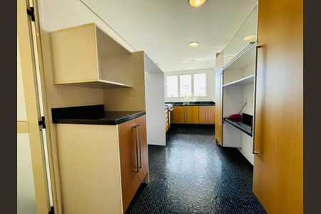 Apartamento à venda com 410m², 3 quartos e 4 vagas