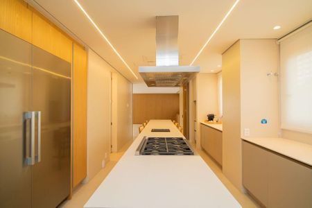 Apartamento à venda com 480m², 4 quartos e 5 vagas