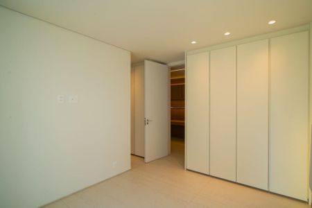 Apartamento à venda com 480m², 4 quartos e 5 vagas