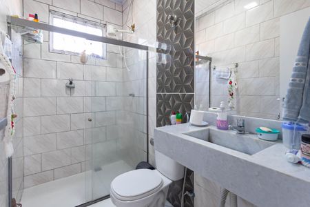 Casa para alugar com 300m², 3 quartos e 6 vagasBanheiro social 