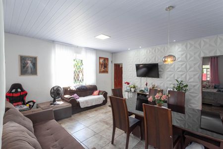 Sala de casa para alugar com 3 quartos, 300m² em Tijuca, Contagem