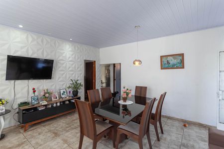 Sala de casa para alugar com 3 quartos, 300m² em Tijuca, Contagem