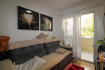 Sala de apartamento à venda com 3 quartos, 68m² em Jardim Caner, Taboão da Serra