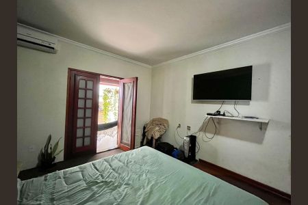 Casa de condomínio à venda com 185m², 4 quartos e 2 vagasQuarto 3