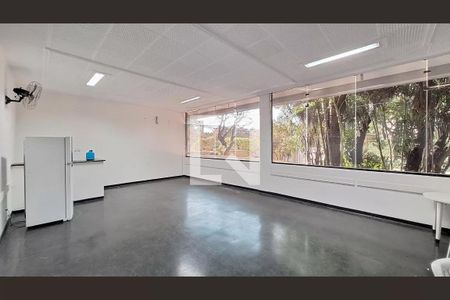 Apartamento à venda com 76m², 2 quartos e sem vagaÁrea comum