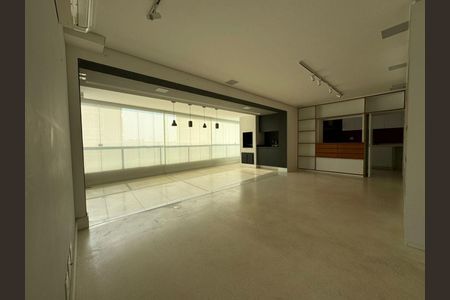 Apartamento à venda com 128m², 2 quartos e 3 vagas