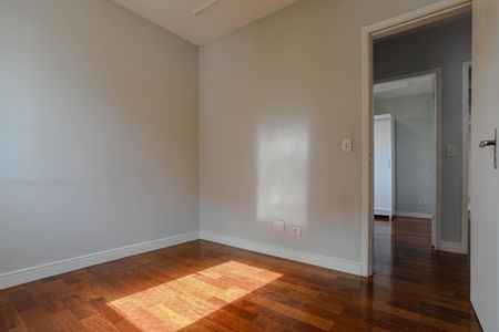 Apartamento para alugar com 121m², 3 quartos e 2 vagasQuarto 2