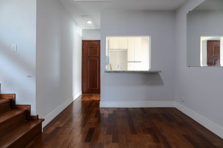 Apartamento para alugar com 121m², 3 quartos e 2 vagasSala
