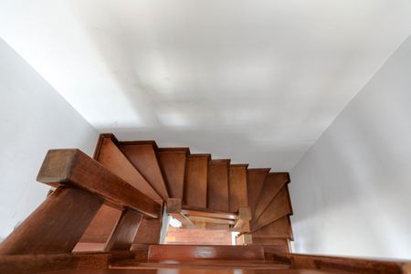 Apartamento para alugar com 121m², 3 quartos e 2 vagasEscada