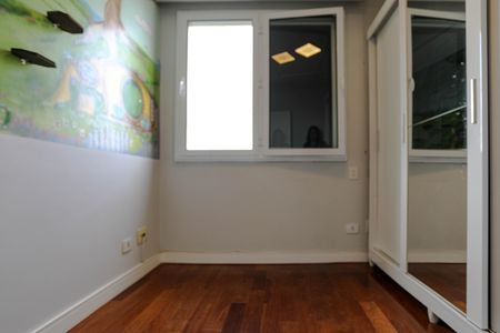 Apartamento para alugar com 121m², 3 quartos e 2 vagasQuarto 3