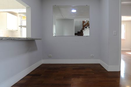 Apartamento para alugar com 121m², 3 quartos e 2 vagasSala