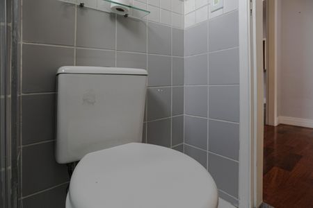 Apartamento para alugar com 121m², 3 quartos e 2 vagasBanheiro