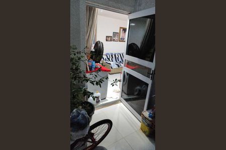 Sala de apartamento para alugar com 2 quartos, 58m² em Chácara Bela Vista, Goiânia